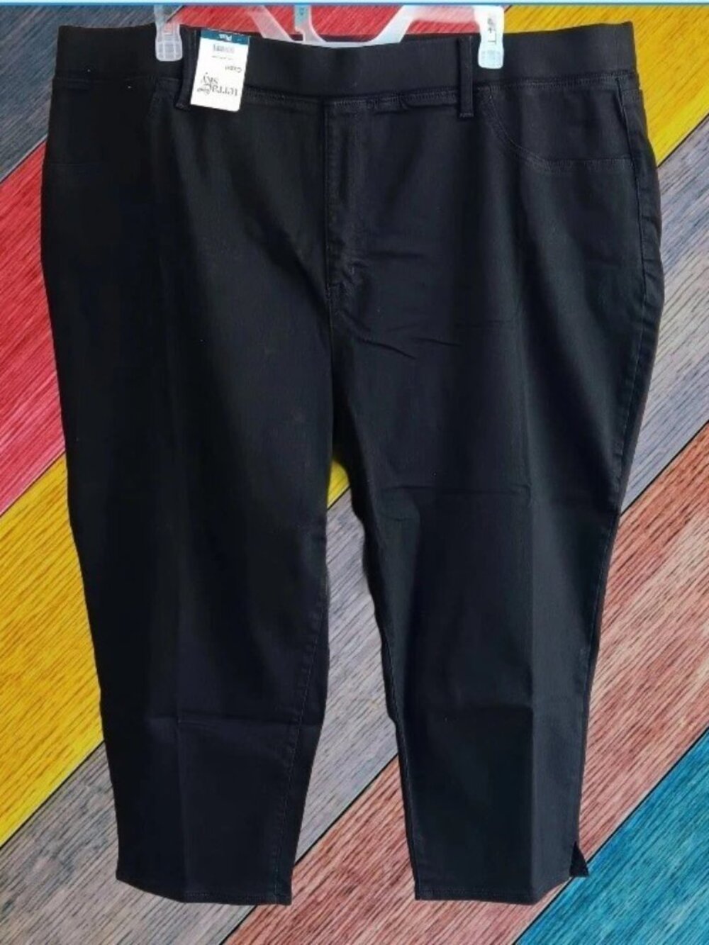 Terra & Sky Women's Plus Size High Rise Capri Jeggings Black Size 4X